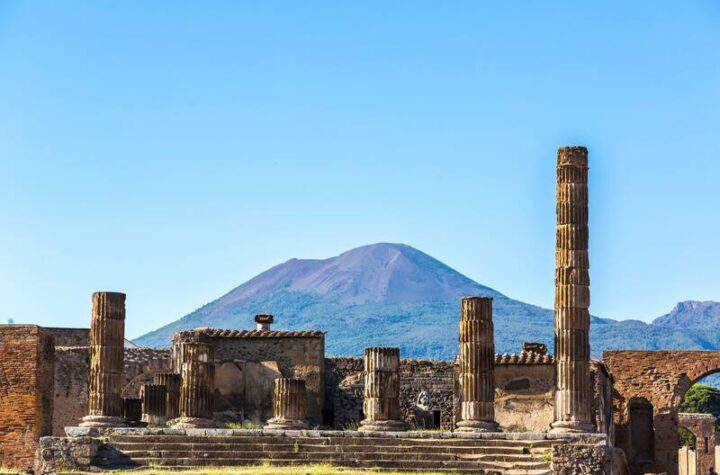 pompeii-and-vezuvius